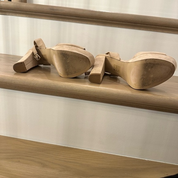 Aldo Platform Nude Velvet Heels with crossover ankle strap-size 8 - Picture 4 of 5